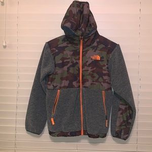 North Face Boy’s Fleece Jacket | Camo/Grey